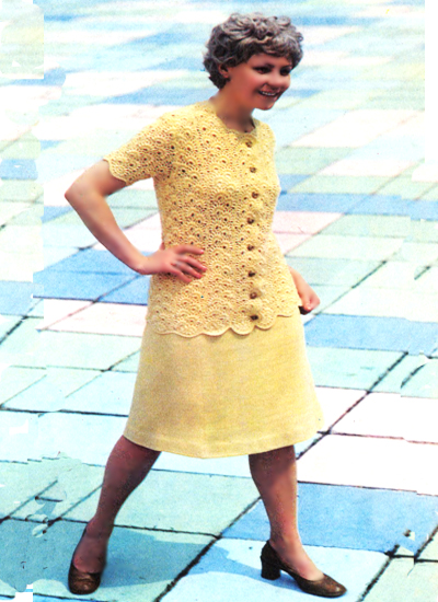 Костюм с ажурным жакетом