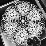 Кружевная салфетка из 6 мотивов