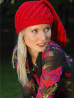 Шапка с диагональным узором 96